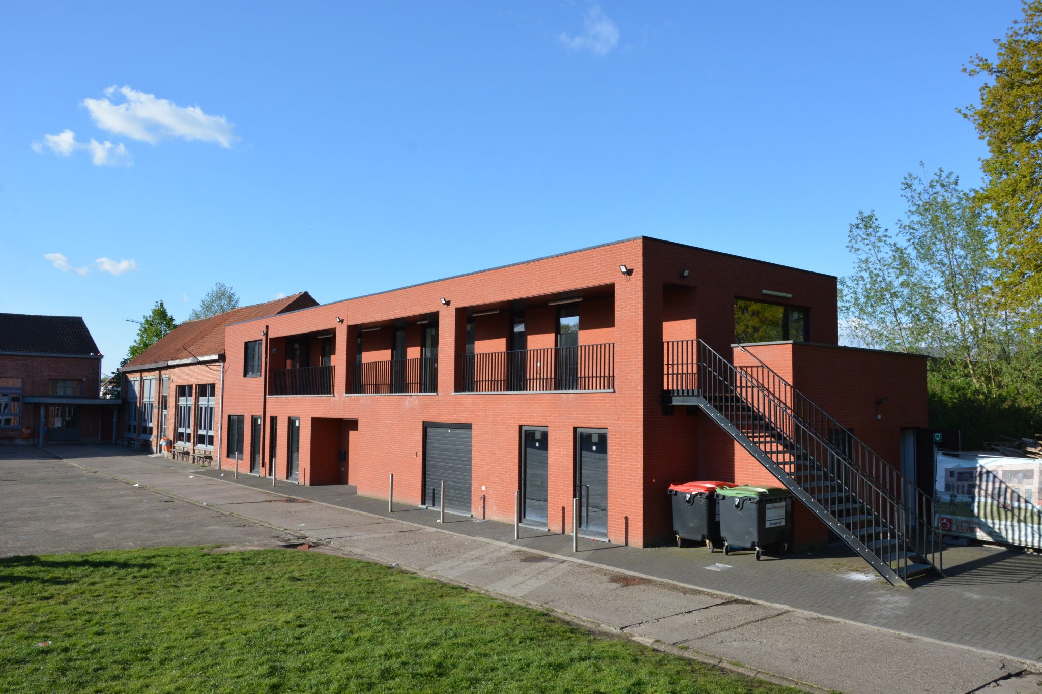 Buitenzicht nieuwbouw Chiro SAS
